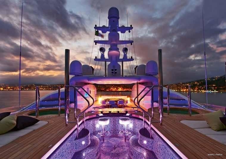 [133m-Yacht-SERENE]-6298-160.jpg