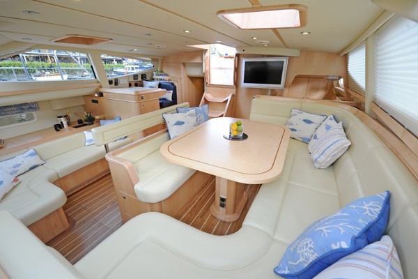 [20m-Yacht-MORE-MAGIC]-6249-131.jpg