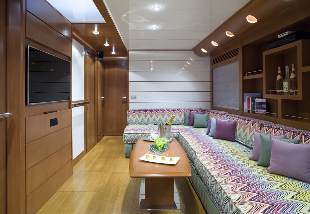 [23m-Yacht-LOW-BLOW]-6915-127.jpg
