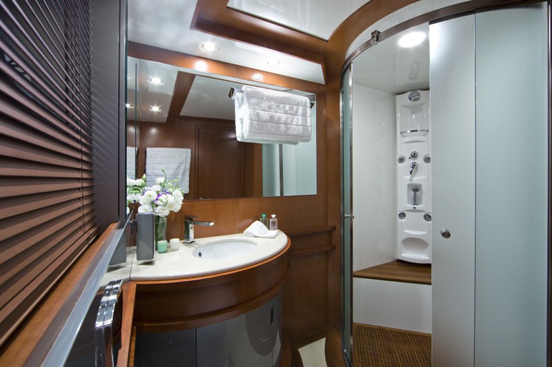 [23m-Yacht-LOW-BLOW]-6915-149.jpg
