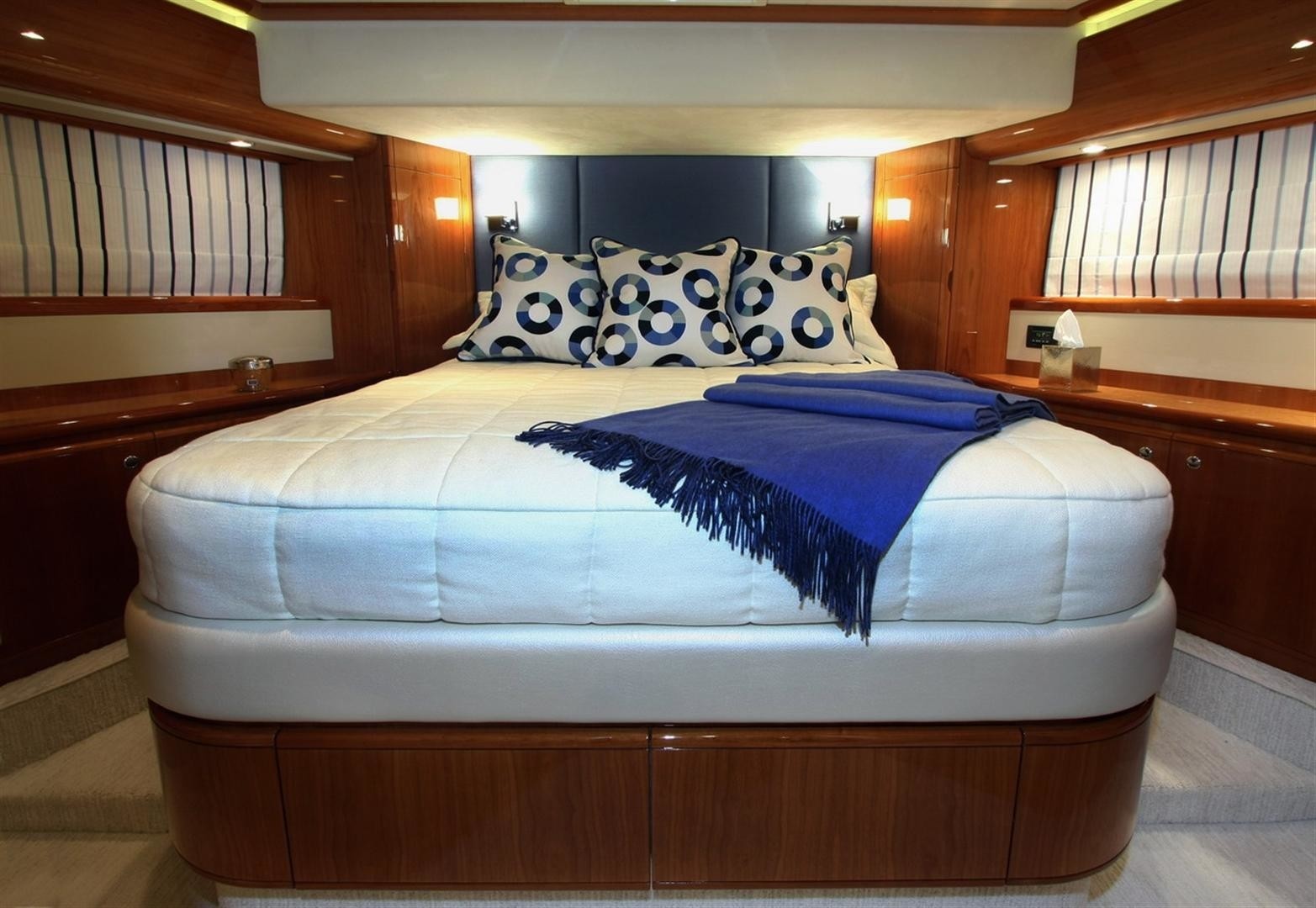 [23m-Yacht-SIOUX-EMPRESS]-6125-29.jpg
