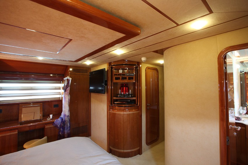 [24m-Yacht-KENTAVROS-II]-6955-155.jpg