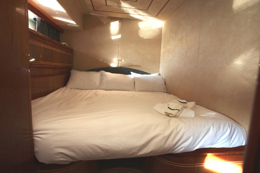 [24m-Yacht-KENTAVROS-II]-6955-27.jpg