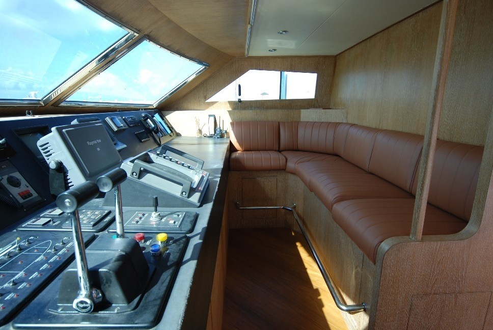 [26m-Yacht-MABLU]-6210-177.jpg
