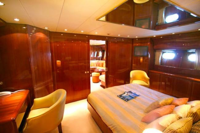[27m-Yacht-QUINCY-C]-6239-16.jpg
