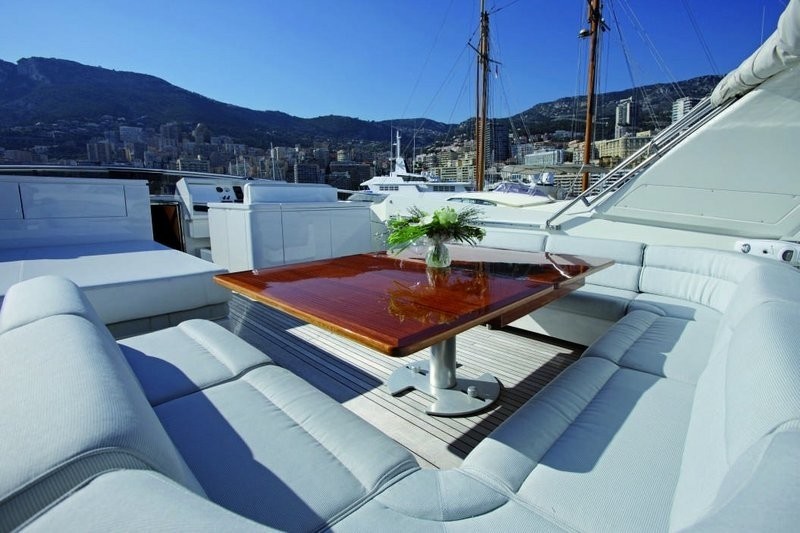[27m-Yacht-SPARKLING]-6062-165.jpg