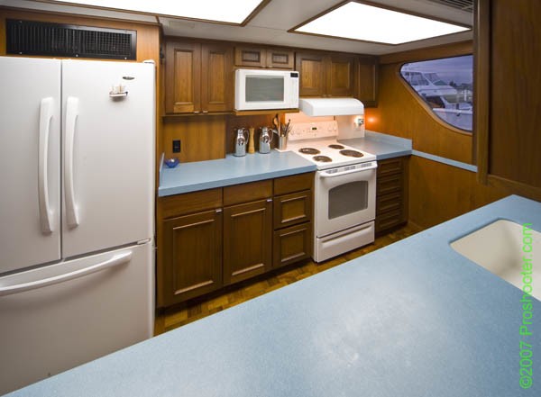 [27m-Yacht-TRILOGY]-6872-204.jpg