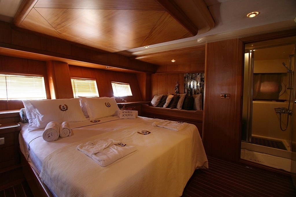 [30m-Yacht-SCHATZ]-6797-159.jpg