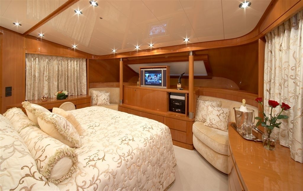 [30m-Yacht-SOLONA]-6700-155.jpg