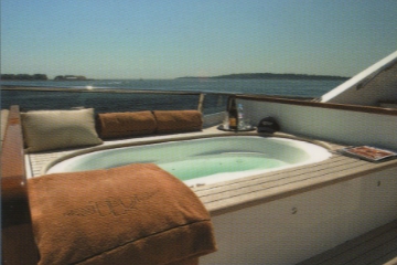 [30m-Yacht-UNICA]-6847-81.jpg