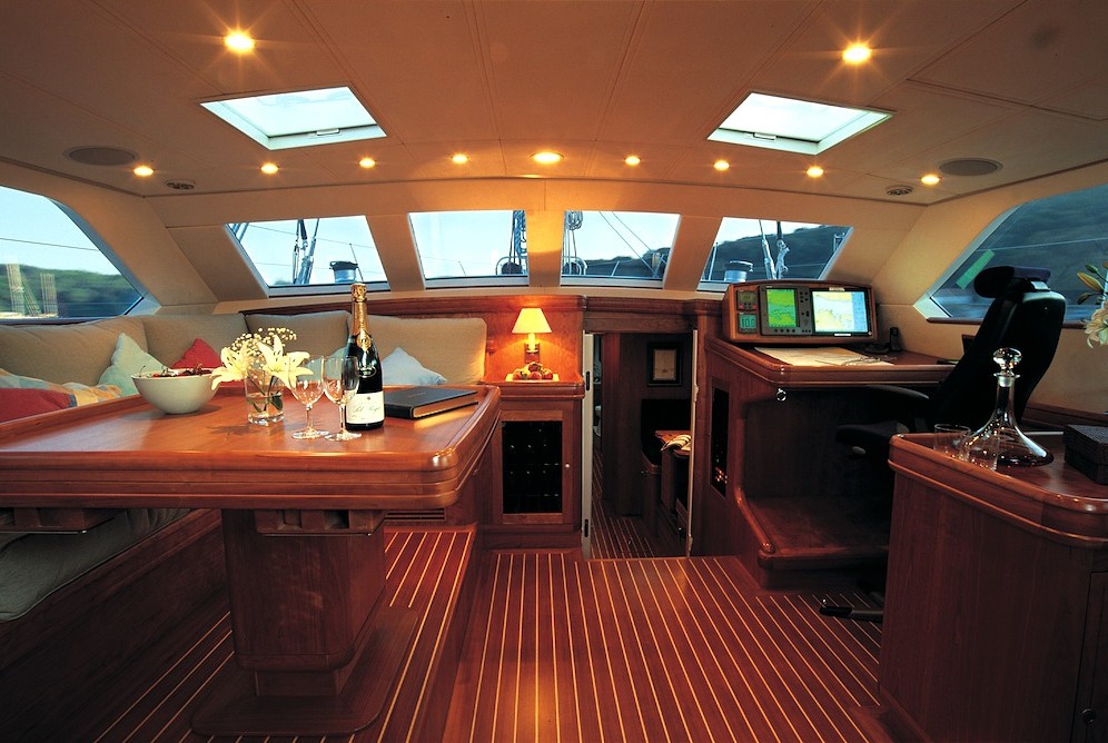 [30m-Yacht-WAVELENGTH]-651-124.jpg
