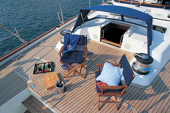 [30m-Yacht-WAVELENGTH]-651-127.jpg