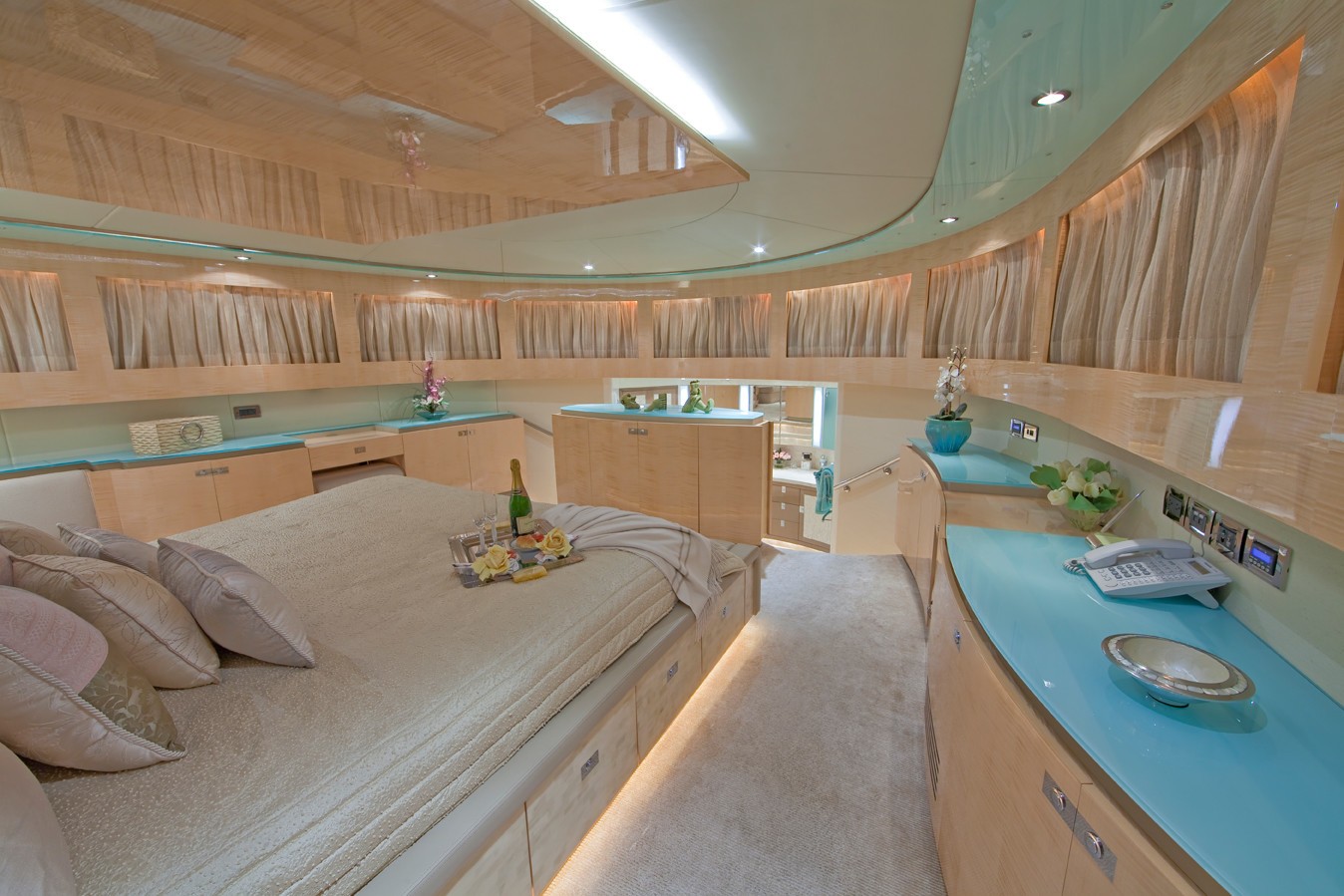 [31m-Yacht-DIAMOND-GIRL]-6181-22.jpg