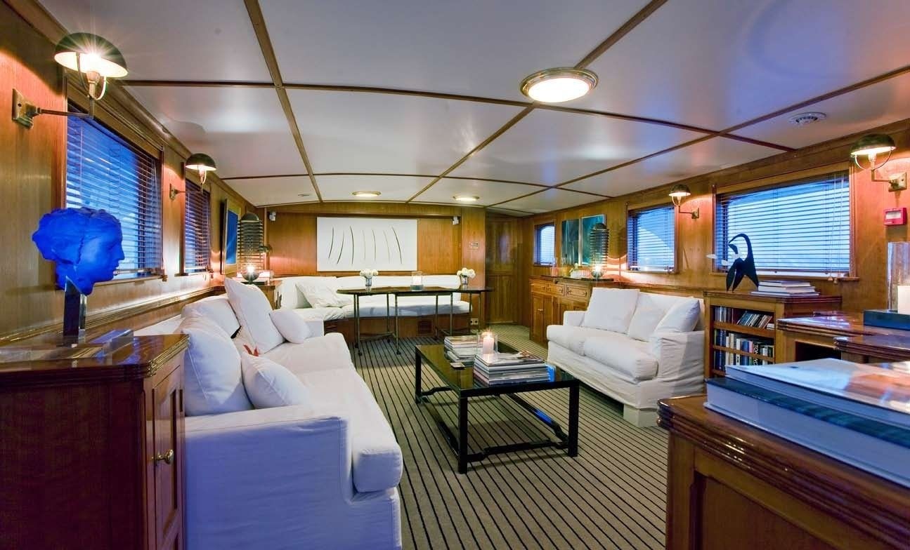 [32m-Yacht-CAMARA-C]-6193-23.jpg