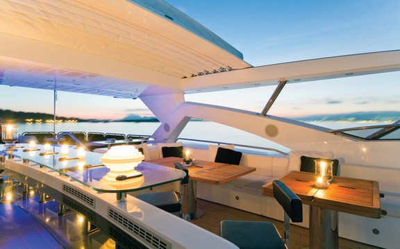 [34m-Yacht-BLACK-AND-WHITE]-6122-108.jpg
