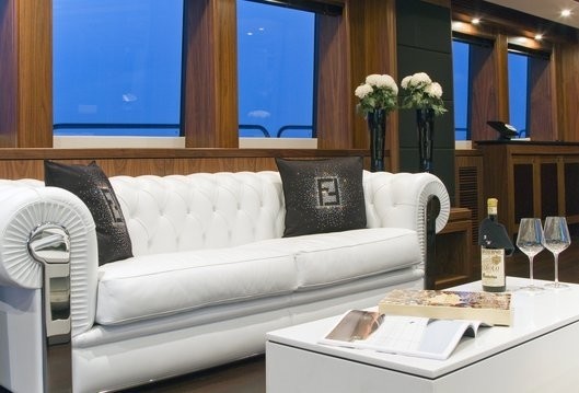 [34m-Yacht-BLACK-AND-WHITE]-6122-110.jpg