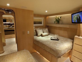 [34m-Yacht-LADY-SHARON-GALE]-6059-111.jpg