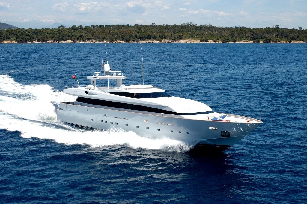 [34m-Yacht-ROVAN]-6159-11.jpg