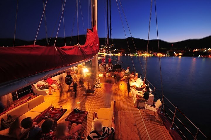 [35m-Yacht-CASA-DELL-ARTE-II]-6014-126.jpg