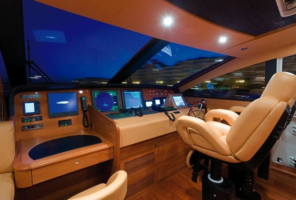 [35m-Yacht-LADY-EMMA]-6034-134.jpg