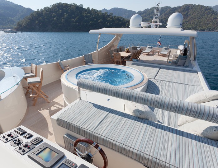 [35m-Yacht-MAMPAMPM]-6505-83.jpg