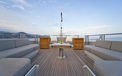 [36m-Yacht-ESCAPE-II]-6395-148.jpg