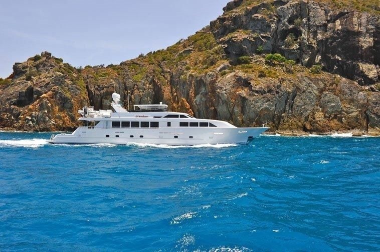[36m-Yacht-FREEDOM]-6127-150.jpg