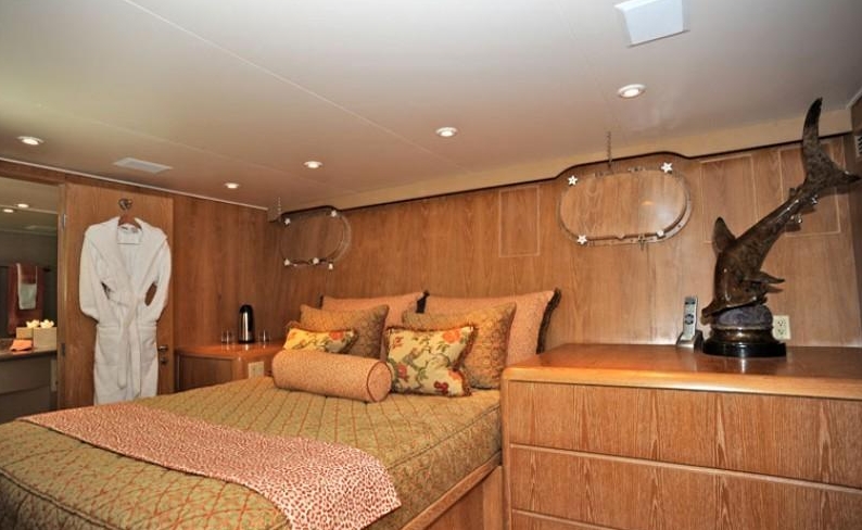 [36m-Yacht-FREEDOM]-6127-151.jpg