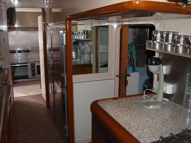 [36m-Yacht-PARADIS]-6028-100.jpg