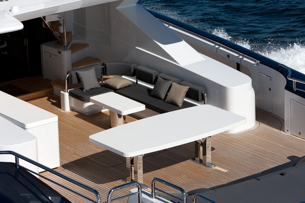 [36m-Yacht-QUANTUM]-6483-25.jpg