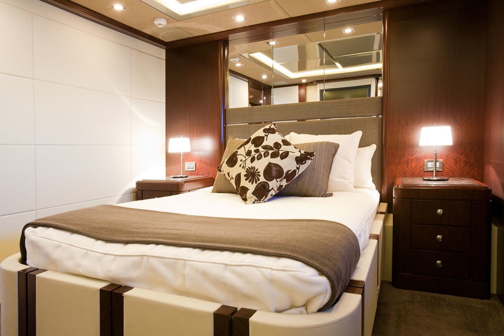 [36m-Yacht-QUANTUM]-6483-31.jpg