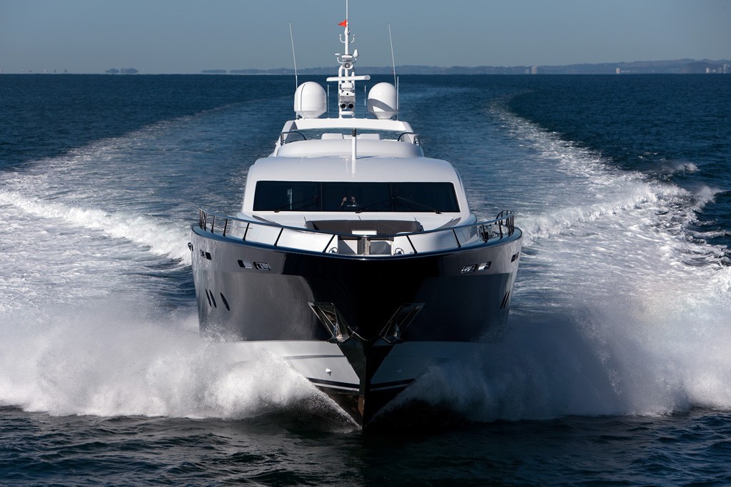 [36m-Yacht-QUANTUM]-6483-82.jpg