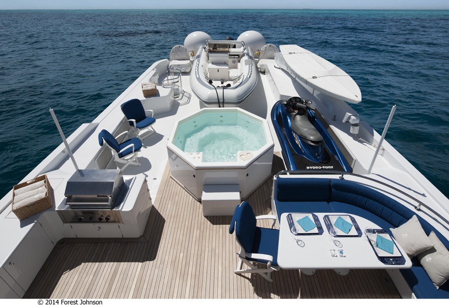 [37m-Yacht-LOOSE-ENDS]-6204-166.jpg