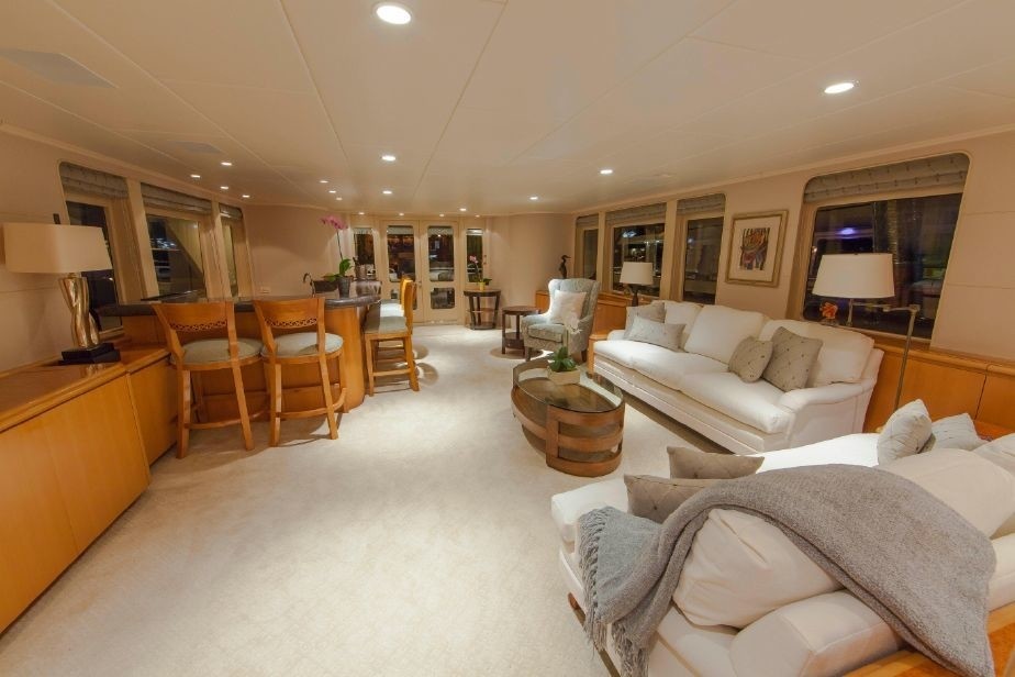 [37m-Yacht-LOOSE-ENDS]-6204-24.jpg