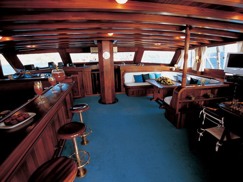 [38m-Yacht-MATINA]-6891-26.jpg
