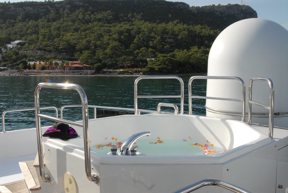 [41m-Yacht-LADYSHIP]-6137-168.jpg