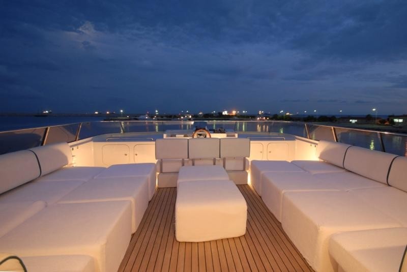 [41m-Yacht-LADYSHIP]-6137-220.jpg