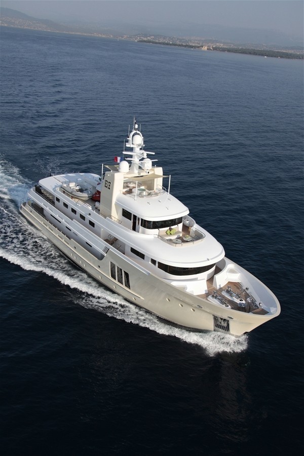[42m-Yacht-E-AMPAMP-E]-6310-129.jpg