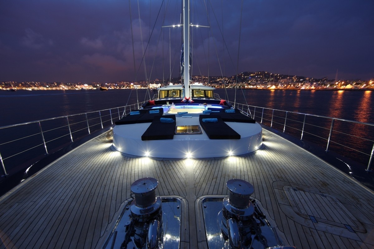 [42m-Yacht-PERLA-DEL-MARE]-6179-168.jpg