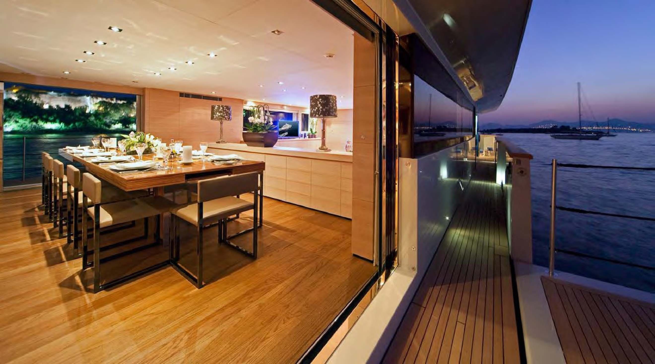 [44m-Yacht-FAN-TOO]-6061-127.jpg