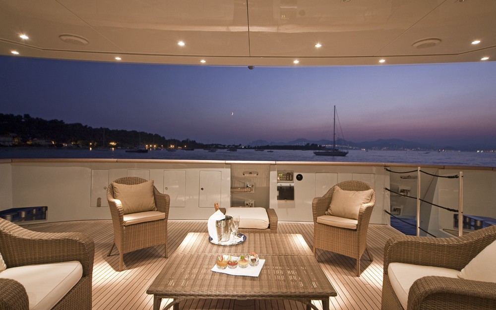 [44m-Yacht-FAN-TOO]-6061-151.jpg