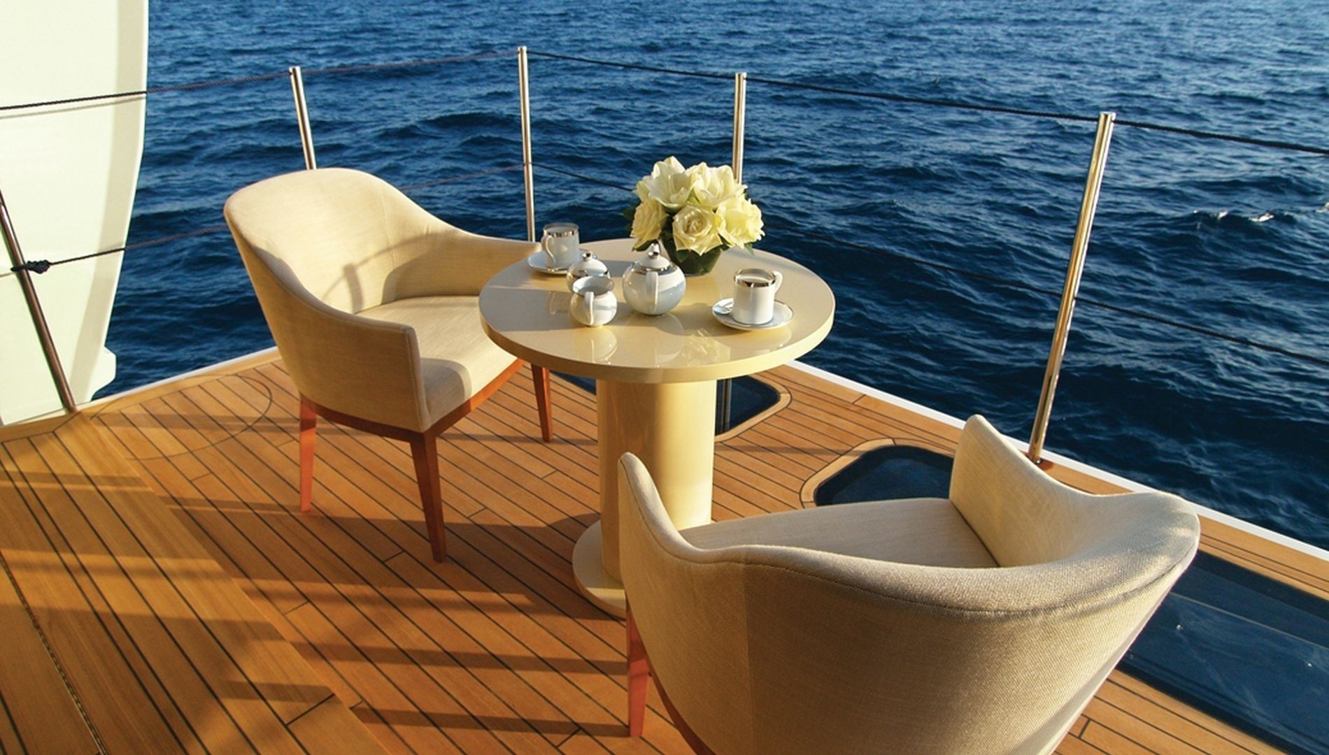 [47m-Yacht-LADY-DEE]-6287-102.jpg
