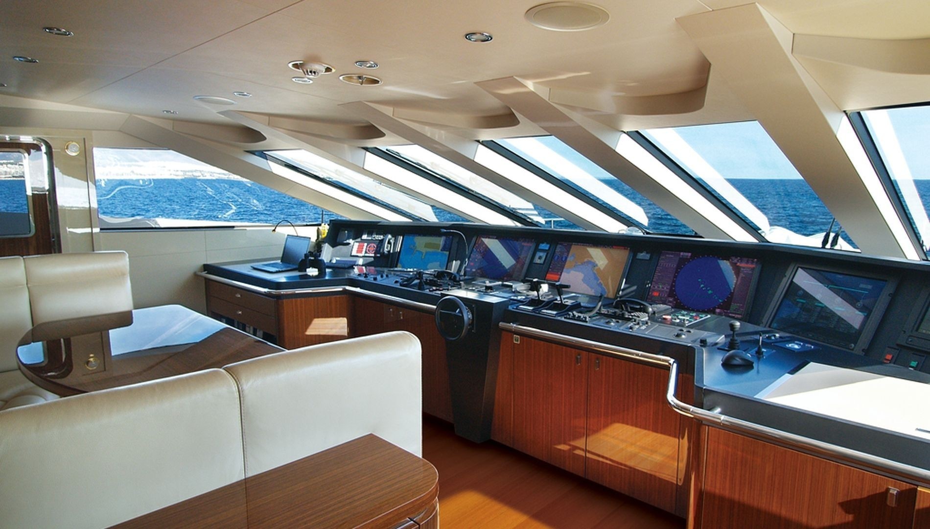[47m-Yacht-LADY-DEE]-6287-40.jpg