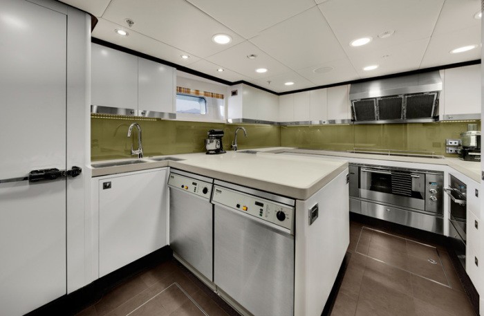 [58m-Yacht-KOKOMO]-6213-155.jpg
