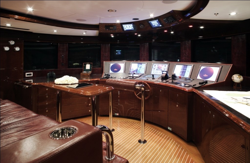 [61m-Yacht-DIAMONDS-ARE-FOREVER]-6527-165.jpg