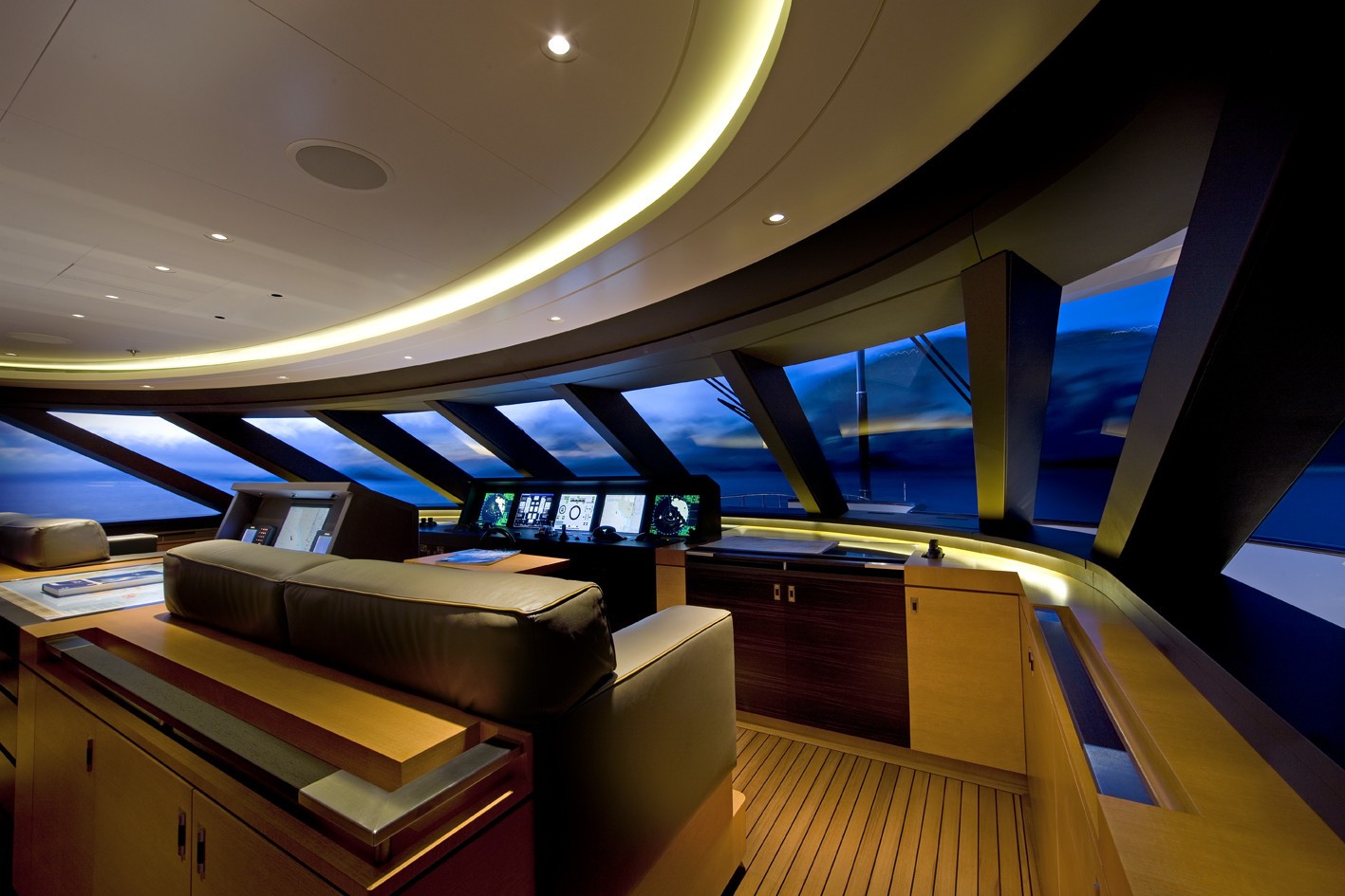 [63m-Yacht-LADY-BRITT]-6132-19.jpg