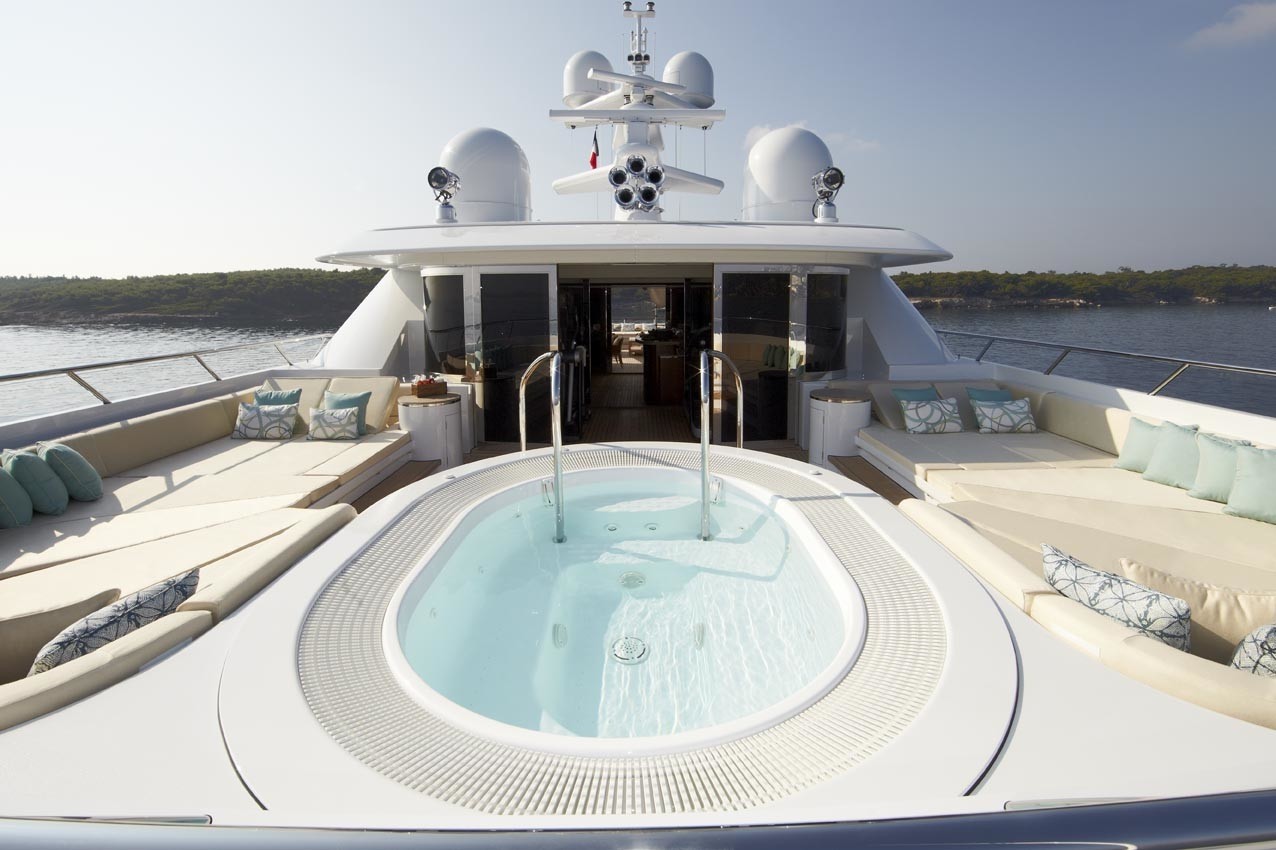 [63m-Yacht-LADY-BRITT]-6132-66.jpg