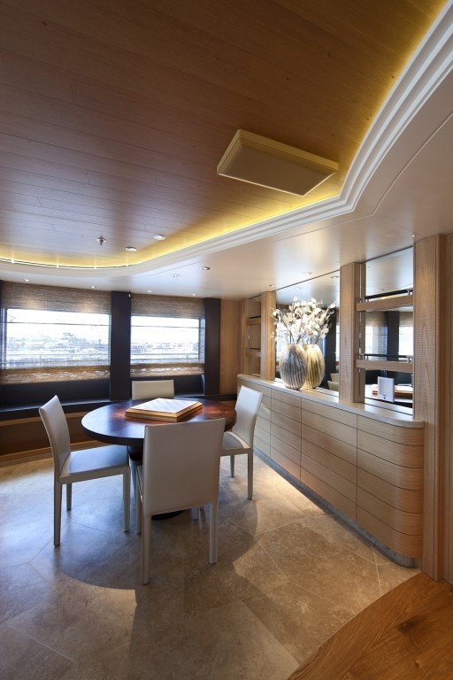 [73m-Yacht-NAIA]-6378-176.jpg