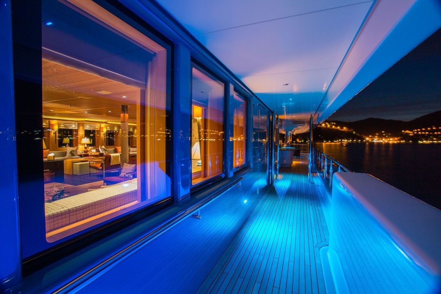 [73m-Yacht-NAIA]-6378-181.jpg