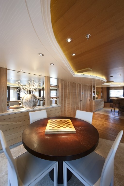 [73m-Yacht-NAIA]-6378-316.jpg